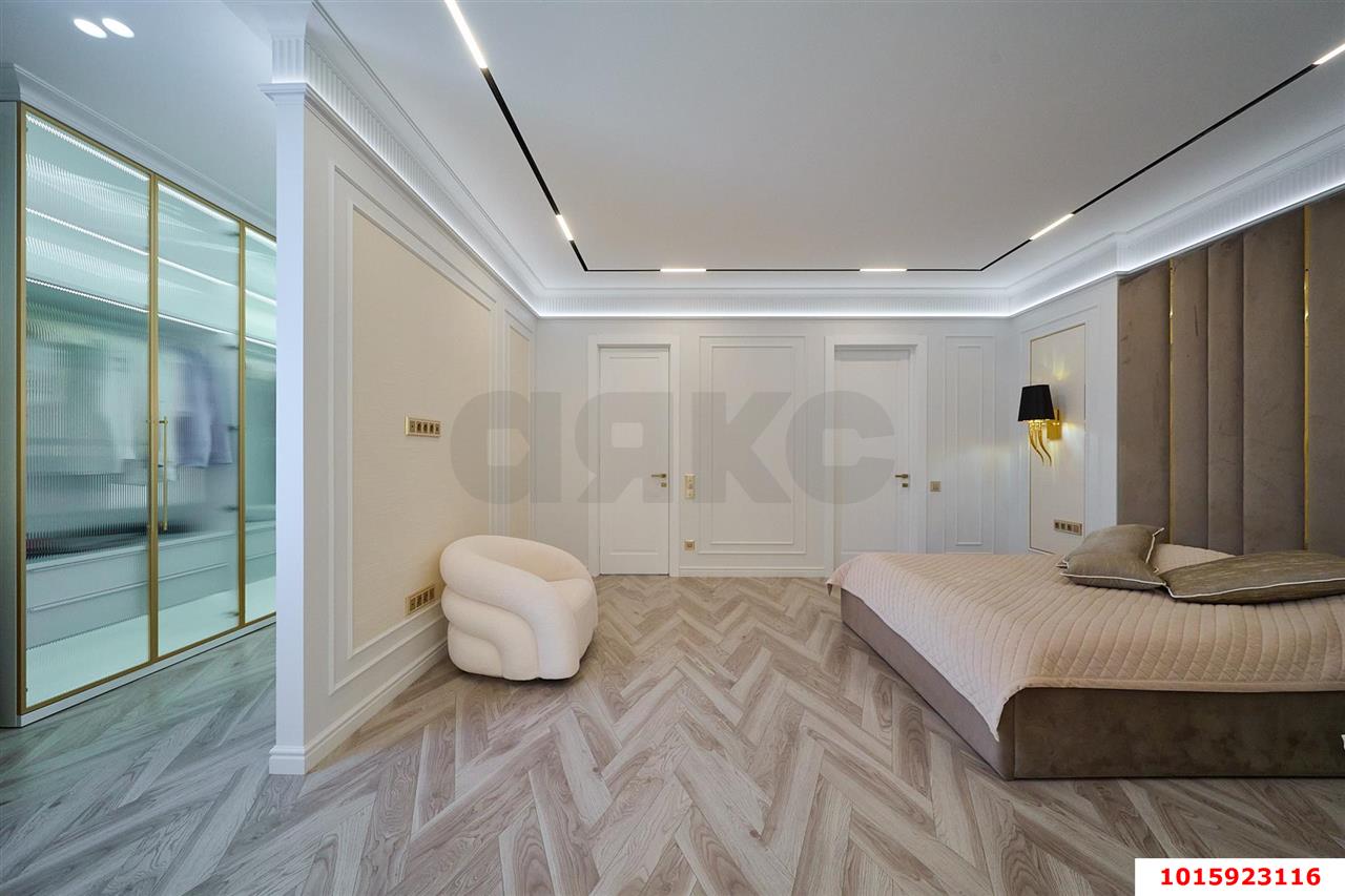 Фото №16: 3-комнатная квартира 220 м² - Краснодар, мкр. Западный внутригородской округ, ул. Шоссе Нефтяников, 63