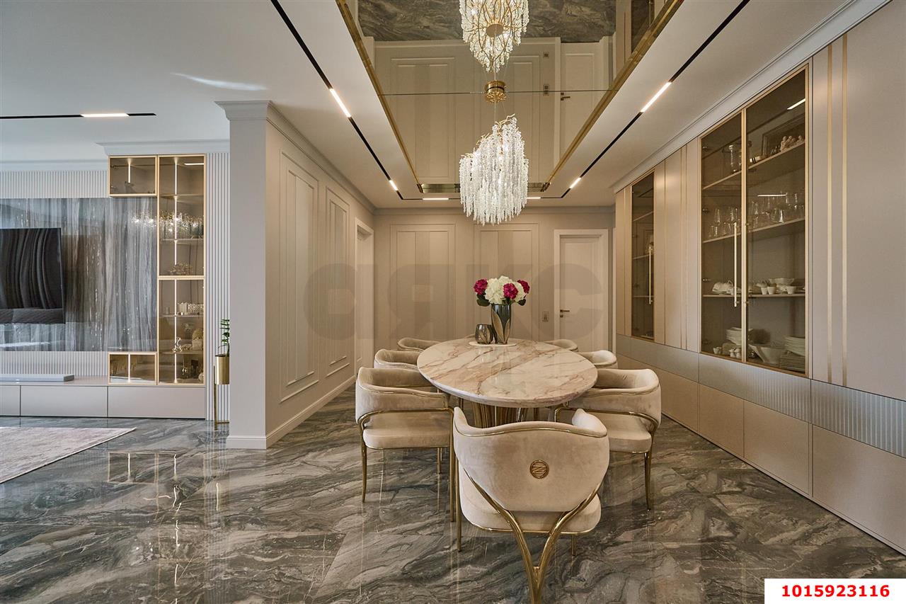 Фото №2: 3-комнатная квартира 220 м² - Краснодар, мкр. Западный внутригородской округ, ул. Шоссе Нефтяников, 63