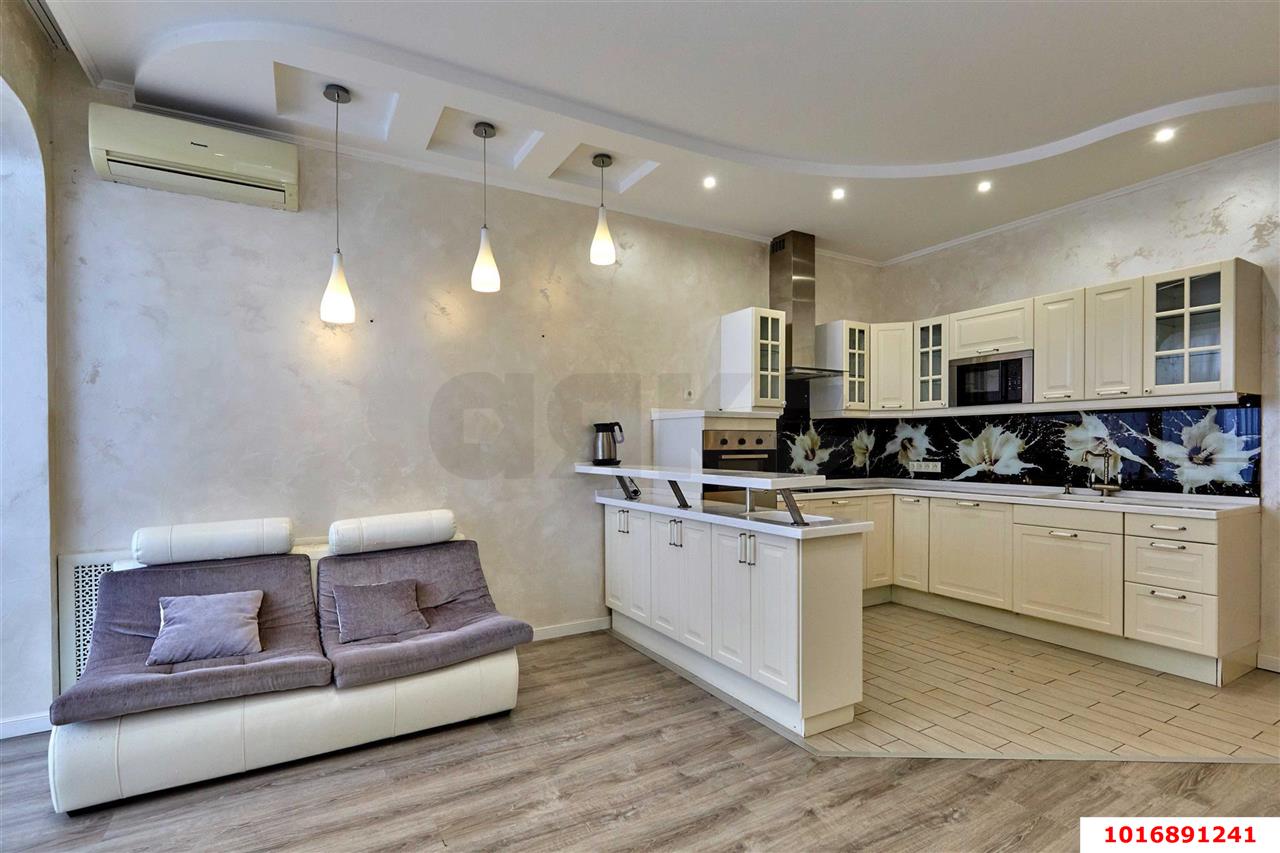 Фото №1: 2-комнатная квартира 87 м² - Краснодар, Западный внутригородской округ, ЖК Новый Город, мкр. Юбилейный, б-р Клары Лучко, 16