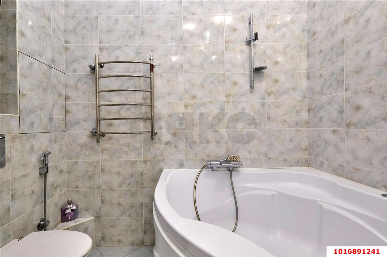 Фото №14: 2-комнатная квартира 87 м² - Краснодар, Западный внутригородской округ, ЖК Новый Город, мкр. Юбилейный, б-р Клары Лучко, 16