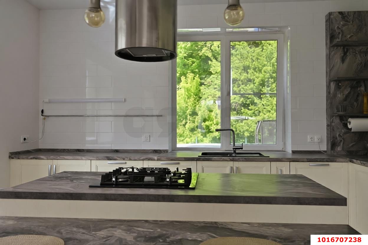 Фото №6: Дом 205 м² + 8.3 сот. - Смоленская, ул. Чехова