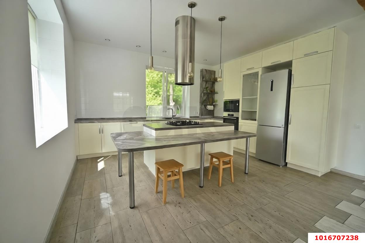 Фото №5: Дом 205 м² + 8.3 сот. - Смоленская, ул. Чехова