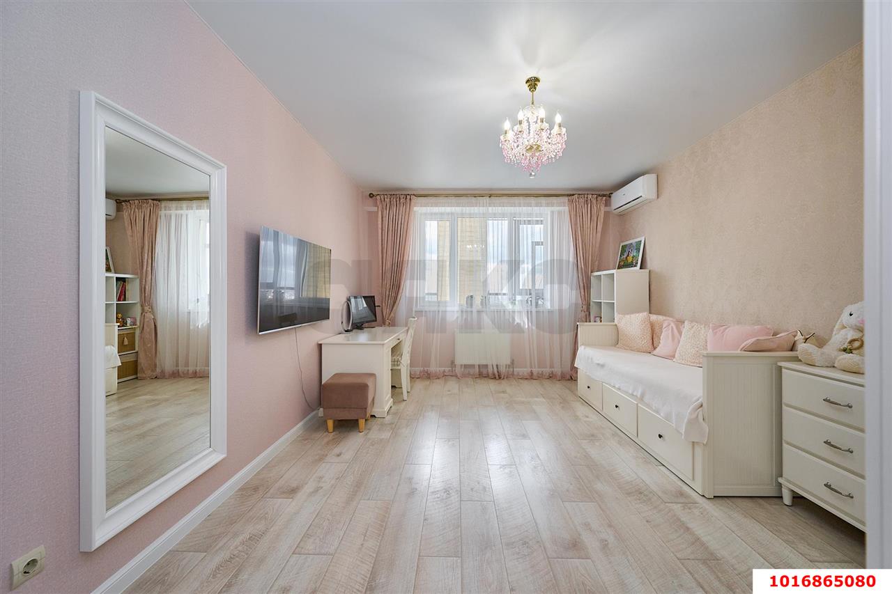 Фото №10: 2-комнатная квартира 82 м² - Краснодар, Западный внутригородской округ, Центральный внутригородской округ, жилой комплекс Центральный, мкр. Центральный, ул. Будённого, 129