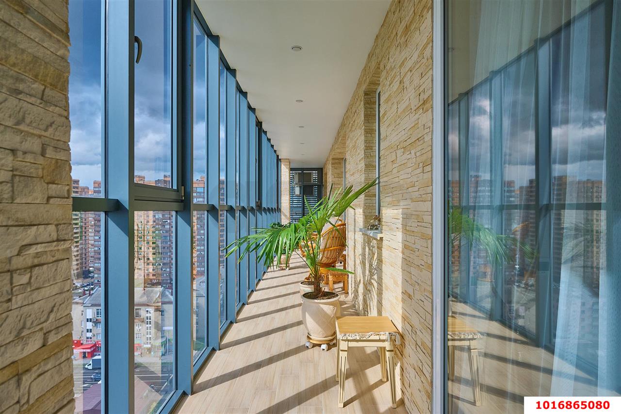 Фото №18: 2-комнатная квартира 82 м² - Краснодар, Западный внутригородской округ, Центральный внутригородской округ, жилой комплекс Центральный, мкр. Центральный, ул. Будённого, 129