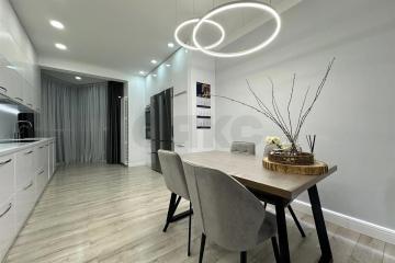 Фото №1: 4-комнатная квартира 130 м² - Краснодар, мкр. жилой комплекс Седьмой Континент, ул. Совхозная, 1к5