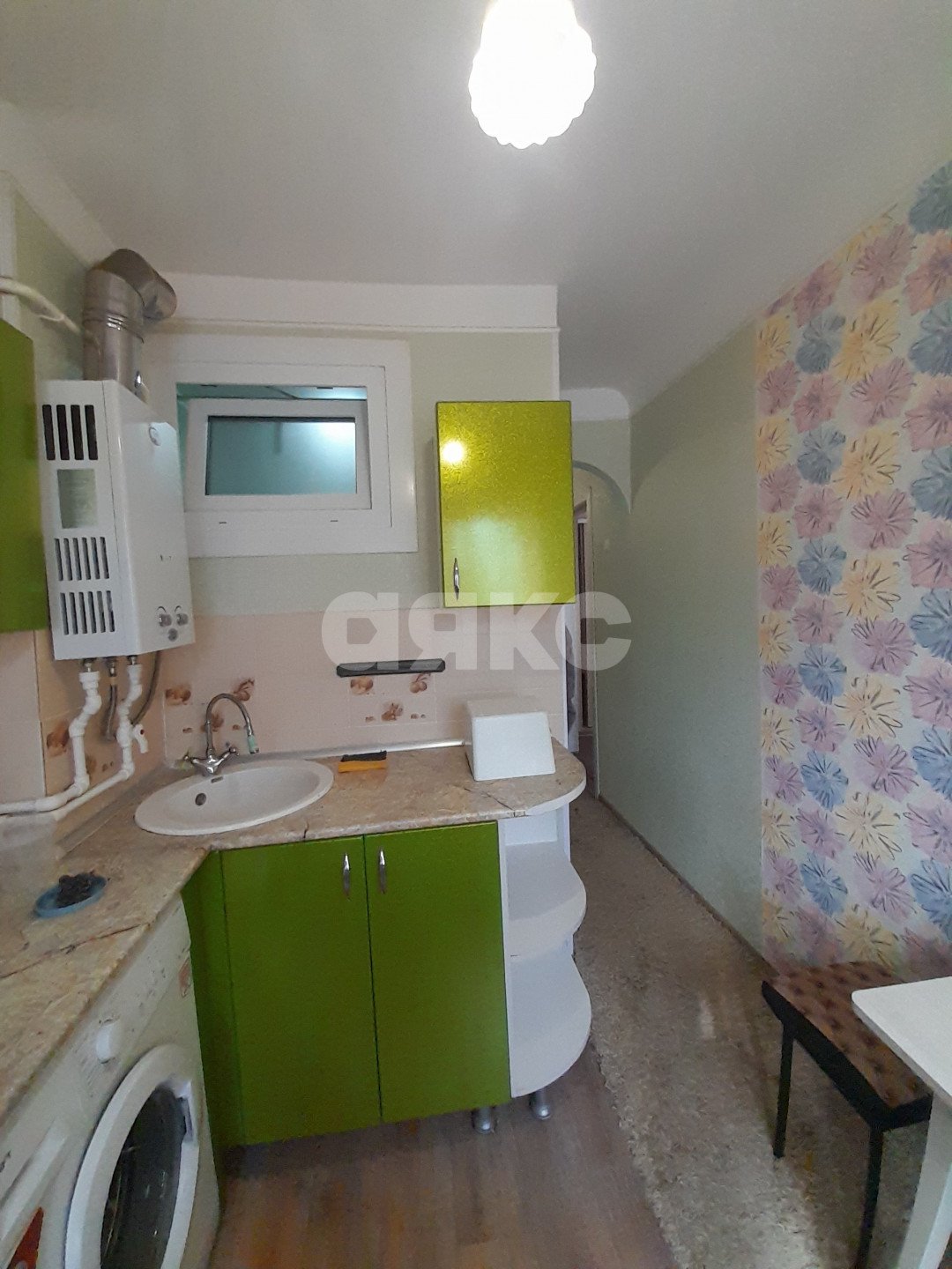 Фото №2: 3-комнатная квартира 44 м² - Кореновск, мкр. 2-й квартал, ул. Фрунзе, 69