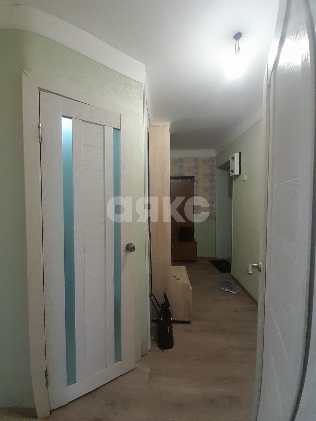 Фото №3: 3-комнатная квартира 44 м² - Кореновск, мкр. 2-й квартал, ул. Фрунзе, 69