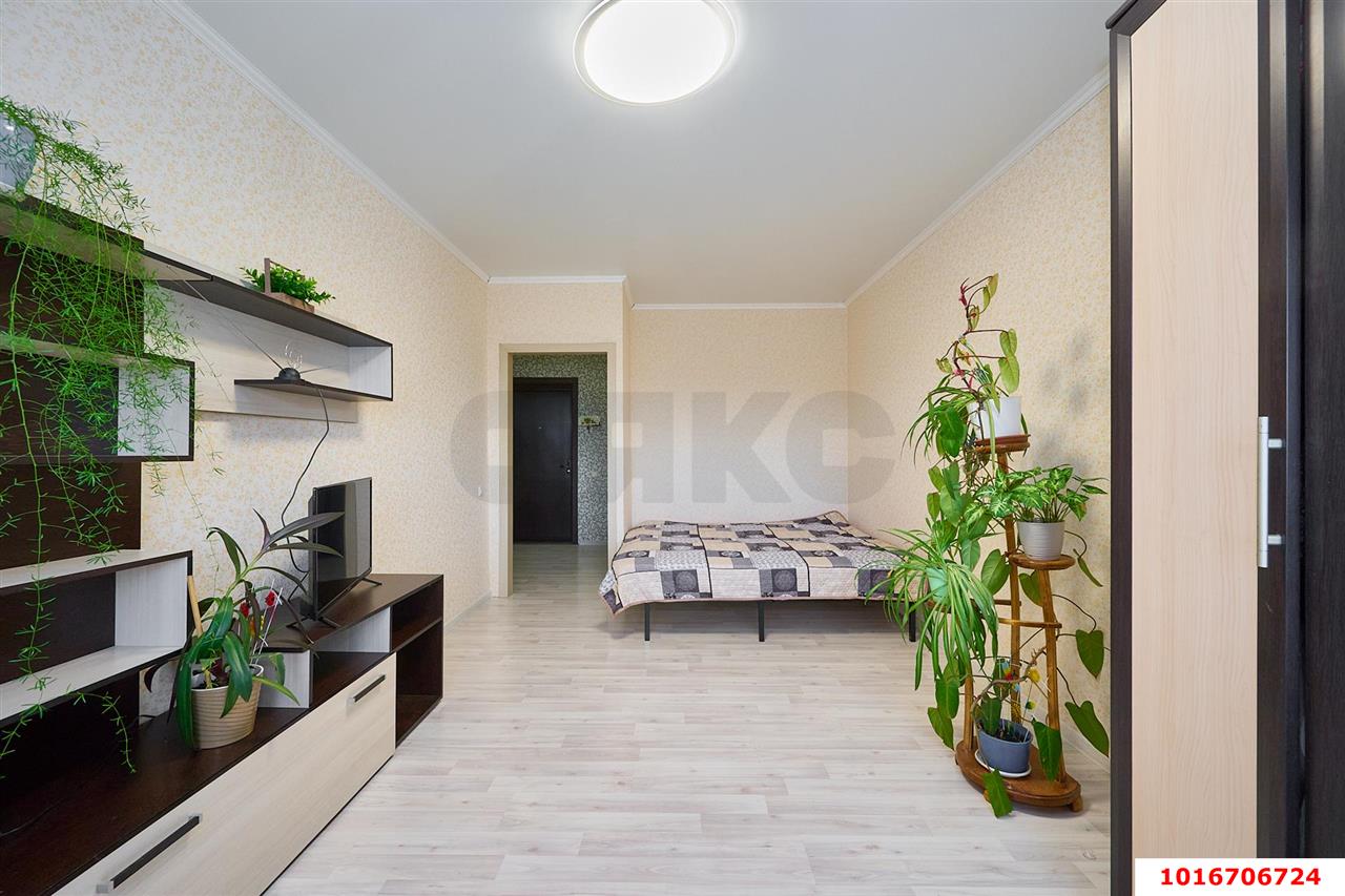 Фото №2: 1-комнатная квартира 42 м² - Краснодар, Прикубанский внутригородской округ, мкр. 9-й километр, пр-д Репина, 5