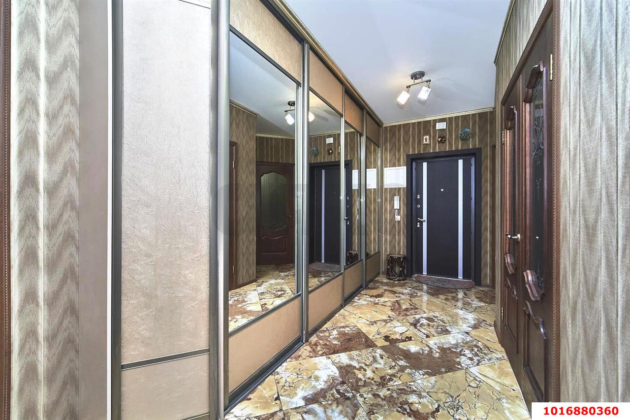 Фото №11: 3-комнатная квартира 91 м² - Краснодар, Центральный внутригородской округ, мкр. Черёмушки, ул. Кубанская, 52