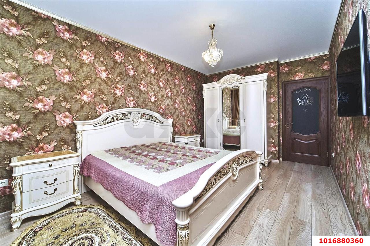 Фото №3: 3-комнатная квартира 91 м² - Краснодар, Центральный внутригородской округ, мкр. Черёмушки, ул. Кубанская, 52