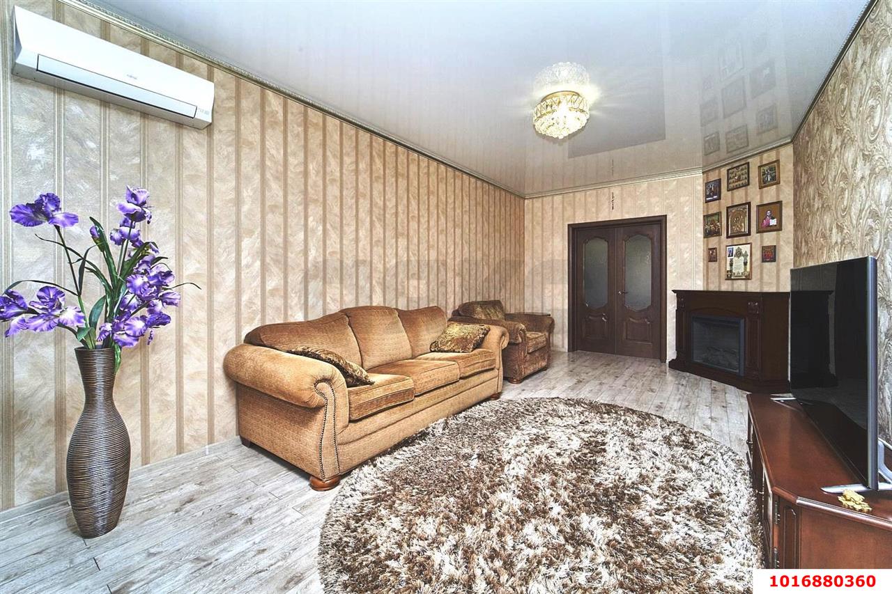 Фото №1: 3-комнатная квартира 91 м² - Краснодар, Центральный внутригородской округ, мкр. Черёмушки, ул. Кубанская, 52