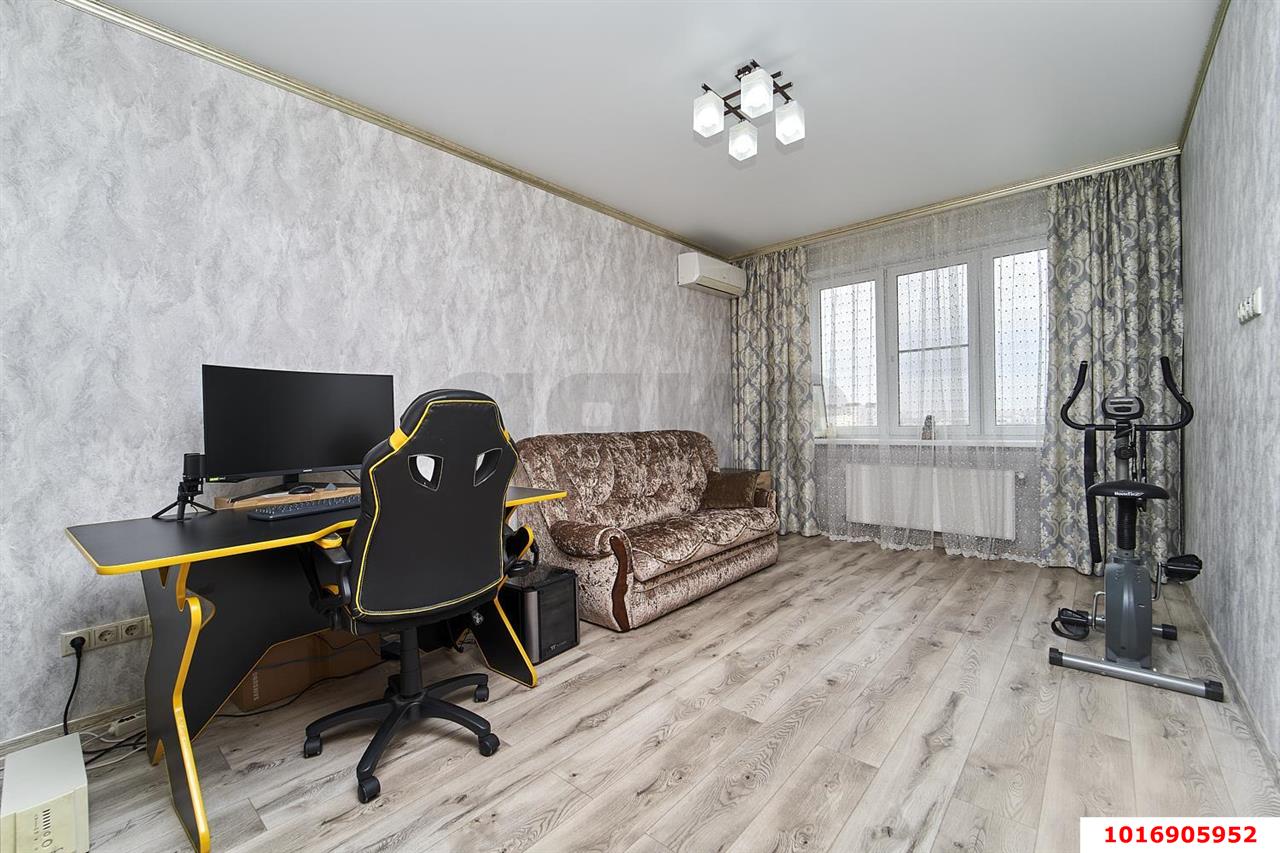 Фото №8: 3-комнатная квартира 91 м² - Краснодар, Центральный внутригородской округ, мкр. Черёмушки, ул. Кубанская, 54