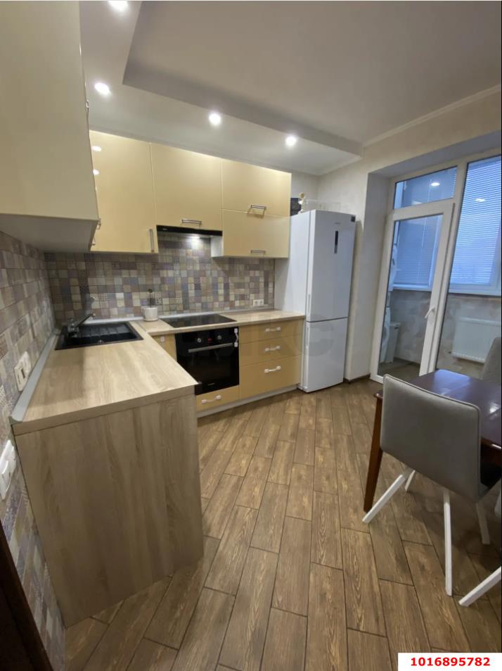 Фото №1: 2-комнатная квартира 60 м² - Краснодар, мкр. Прикубанский внутригородской округ, ул. Тепличная, 94