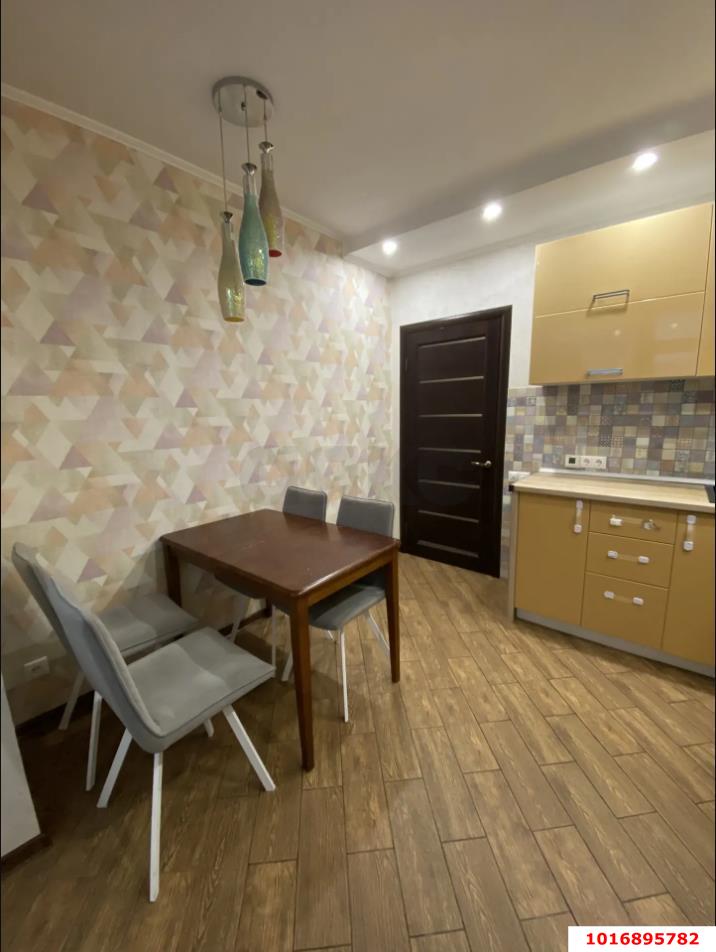 Фото №2: 2-комнатная квартира 60 м² - Краснодар, мкр. Прикубанский внутригородской округ, ул. Тепличная, 94