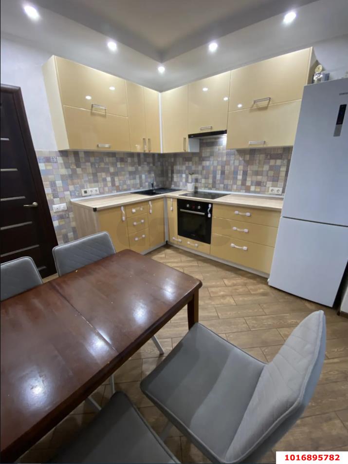 Фото №3: 2-комнатная квартира 60 м² - Краснодар, мкр. Прикубанский внутригородской округ, ул. Тепличная, 94