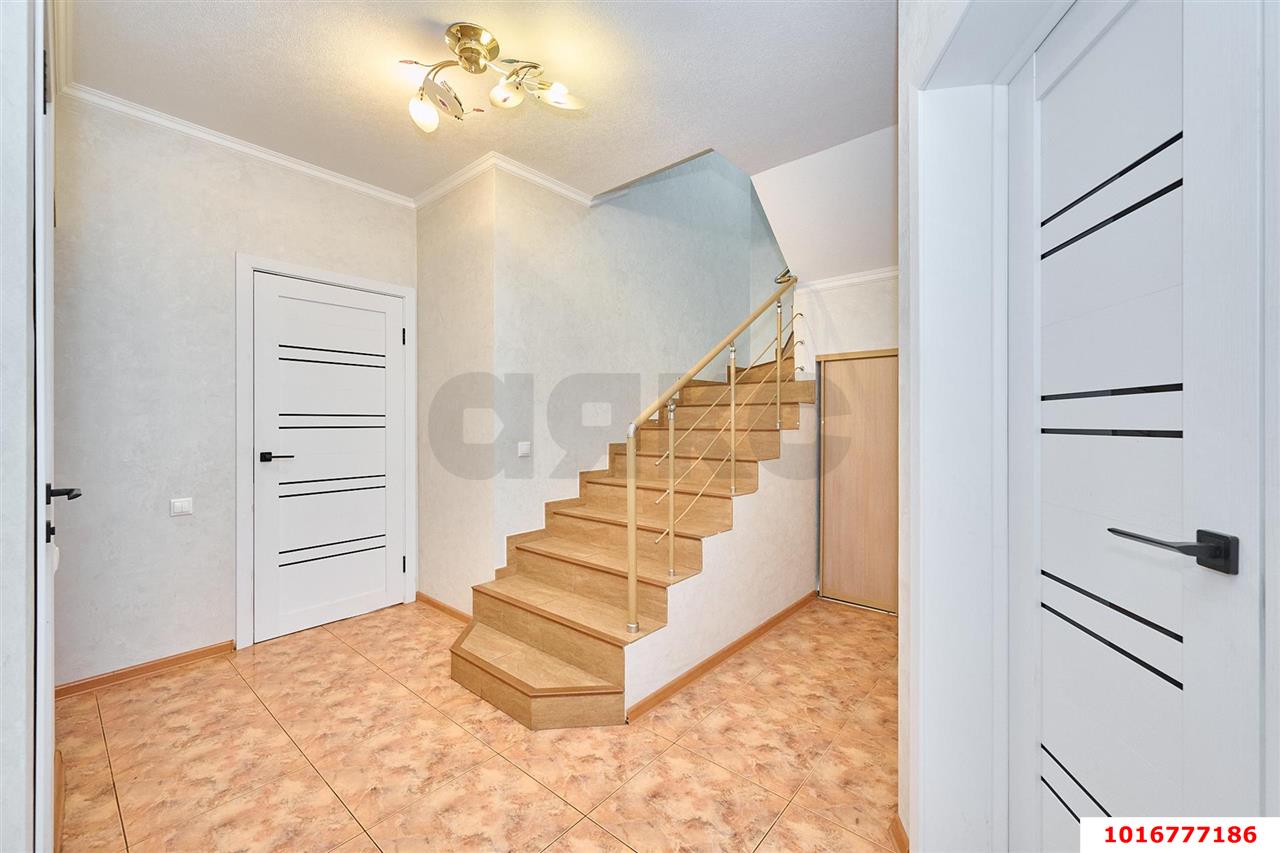 Фото №12: Дом 140 м² + 2.2 сот. - Краснодар, Прикубанский внутригородской округ, Калинино, мкр. Завод Радиоизмерительных Приборов, ул. Алуштинская, 15