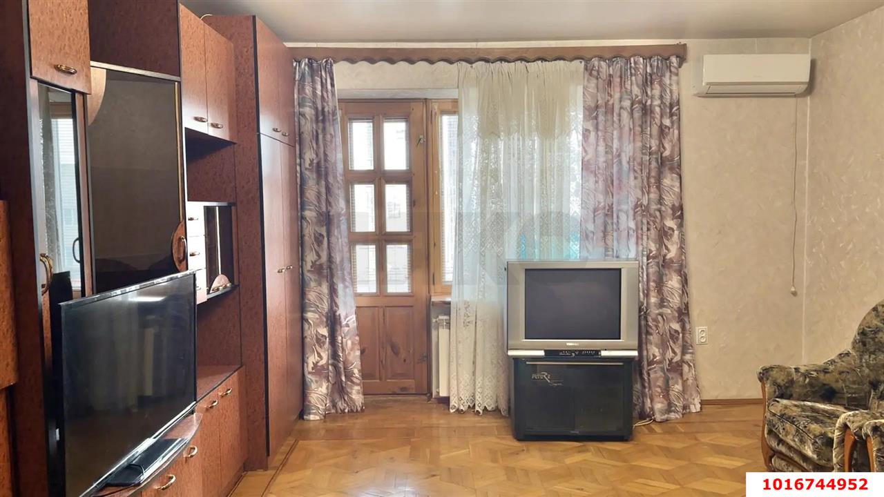 Фото №1: 2-комнатная квартира 55 м² - Краснодар, Центральный внутригородской округ, Черёмушки, мкр. Дубинка, пр-д 2-й  Айвазовского, 14