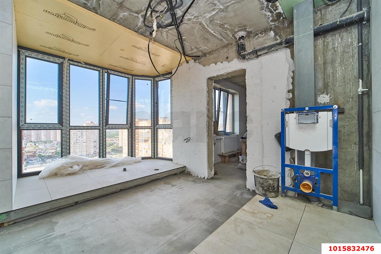 Фото №10: 4-комнатная квартира 190 м² - Краснодар, Прикубанский внутригородской округ, Фестивальный, мкр. Солнечный, ул. Казбекская, 16