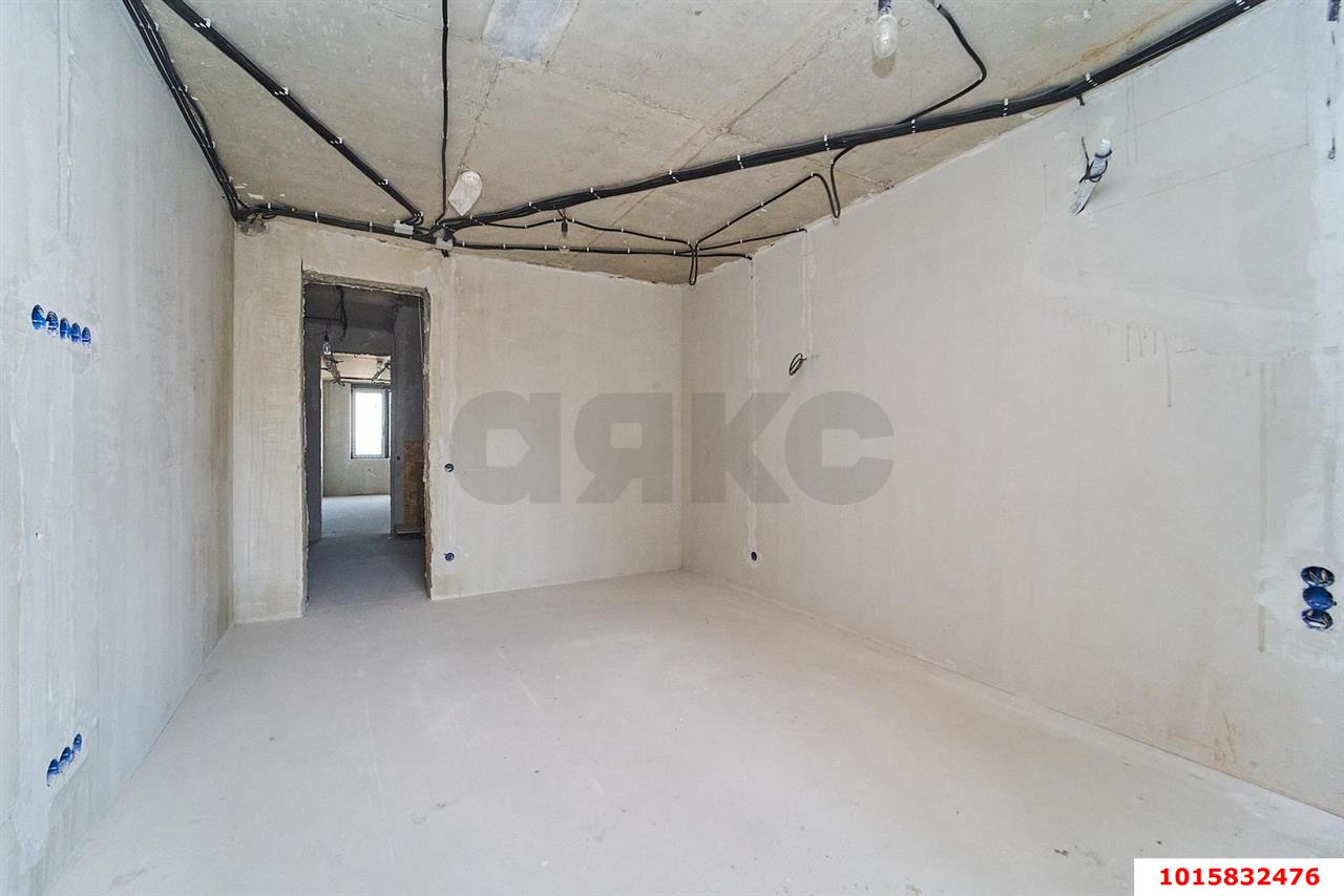 Фото №6: 4-комнатная квартира 190 м² - Краснодар, Прикубанский внутригородской округ, Фестивальный, мкр. Солнечный, ул. Казбекская, 16