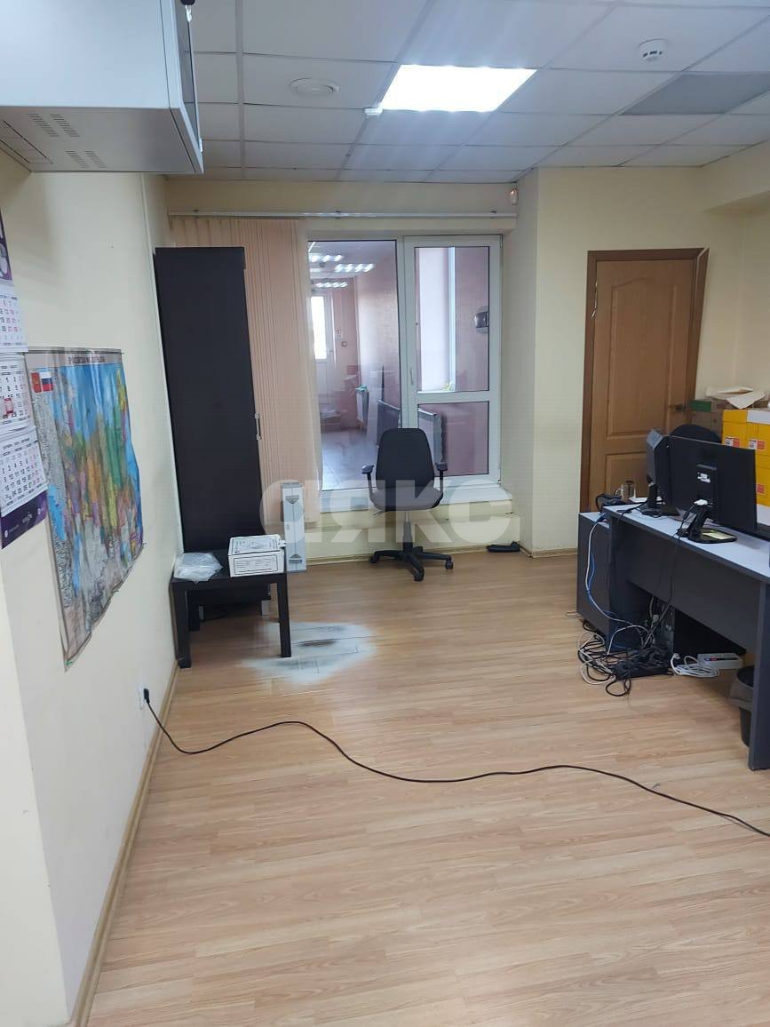 Фото №6: Коммерция 960 м² - Ростов-на-Дону, Ленинский, мкр. Новое Поселение, ул. 12 Февраля, 2Б/51
