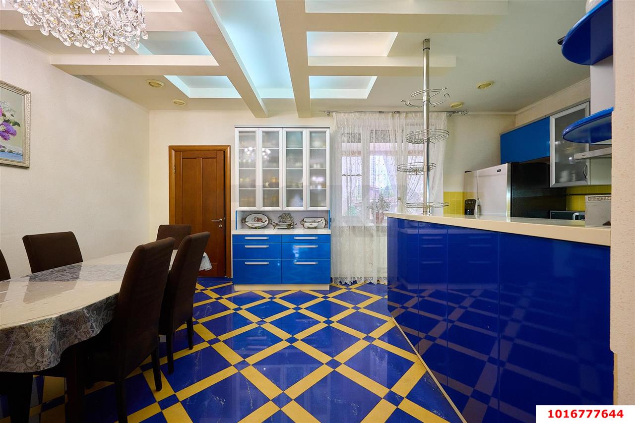 Фото №9: Дом 373 м² + 7.5 сот. - Краснодар, Прикубанский внутригородской округ, мкр. Фестивальный, ул. Геленджикская, 12