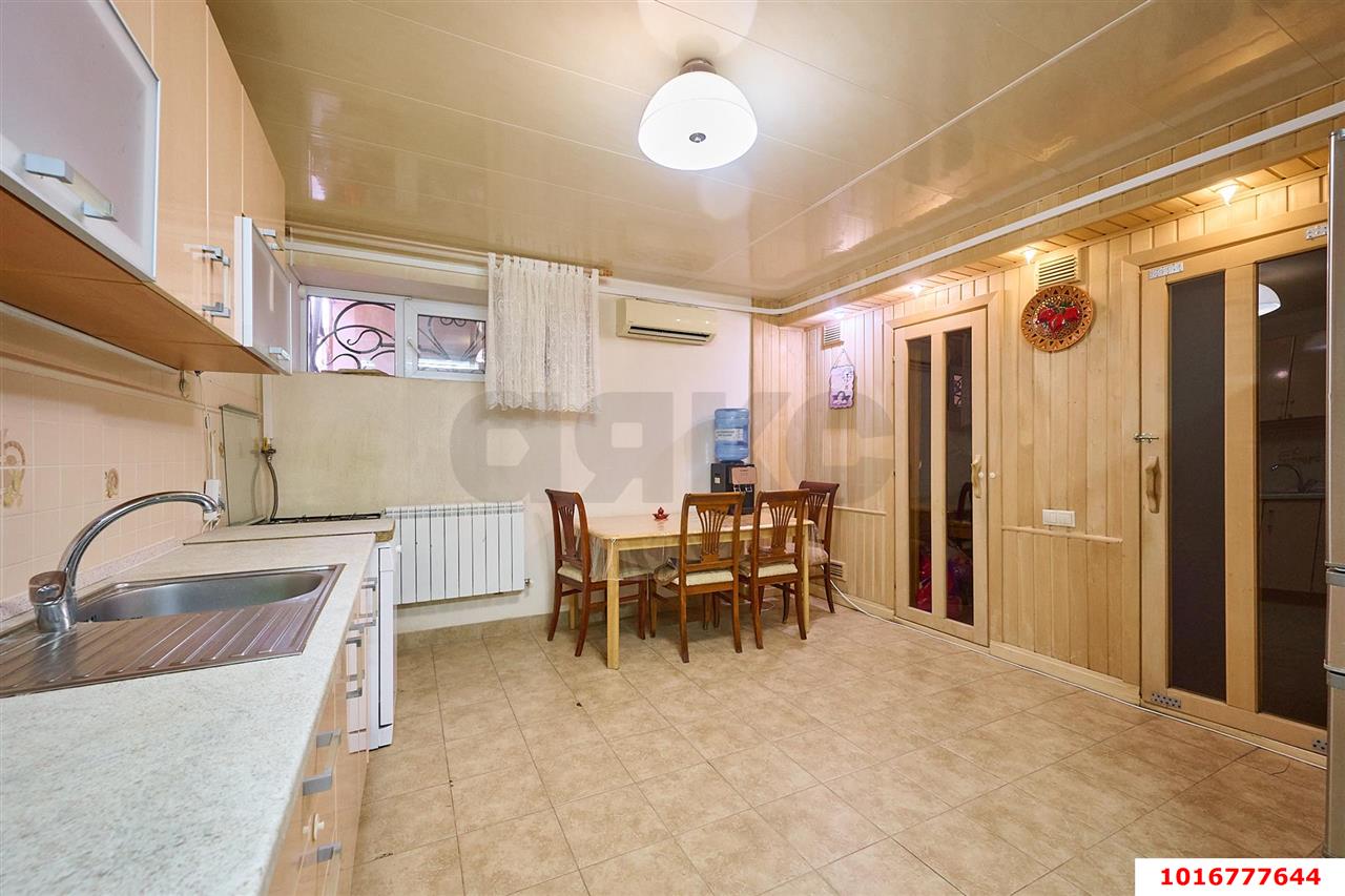 Фото №34: Дом 373 м² + 7.5 сот. - Краснодар, Прикубанский внутригородской округ, мкр. Фестивальный, ул. Геленджикская, 12