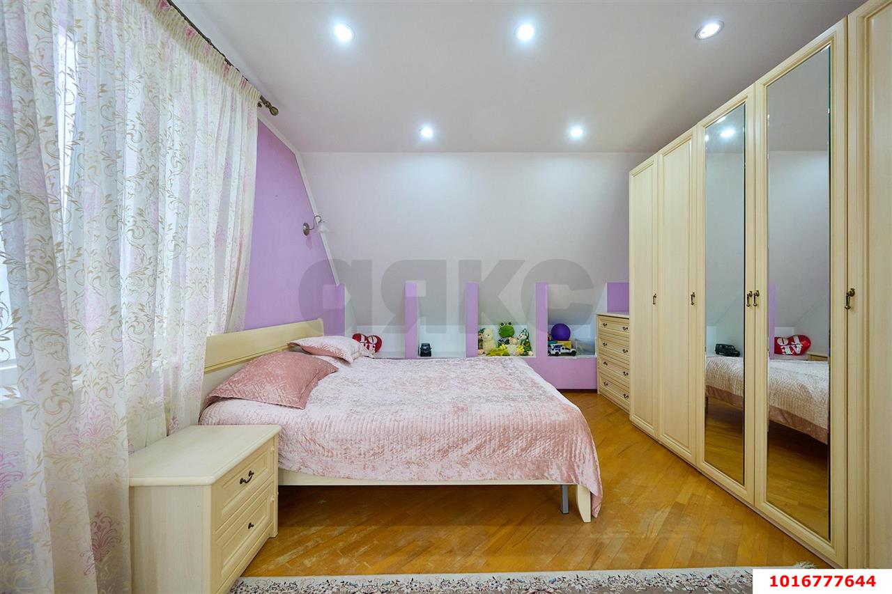 Фото №24: Дом 373 м² + 7.5 сот. - Краснодар, Прикубанский внутригородской округ, мкр. Фестивальный, ул. Геленджикская, 12