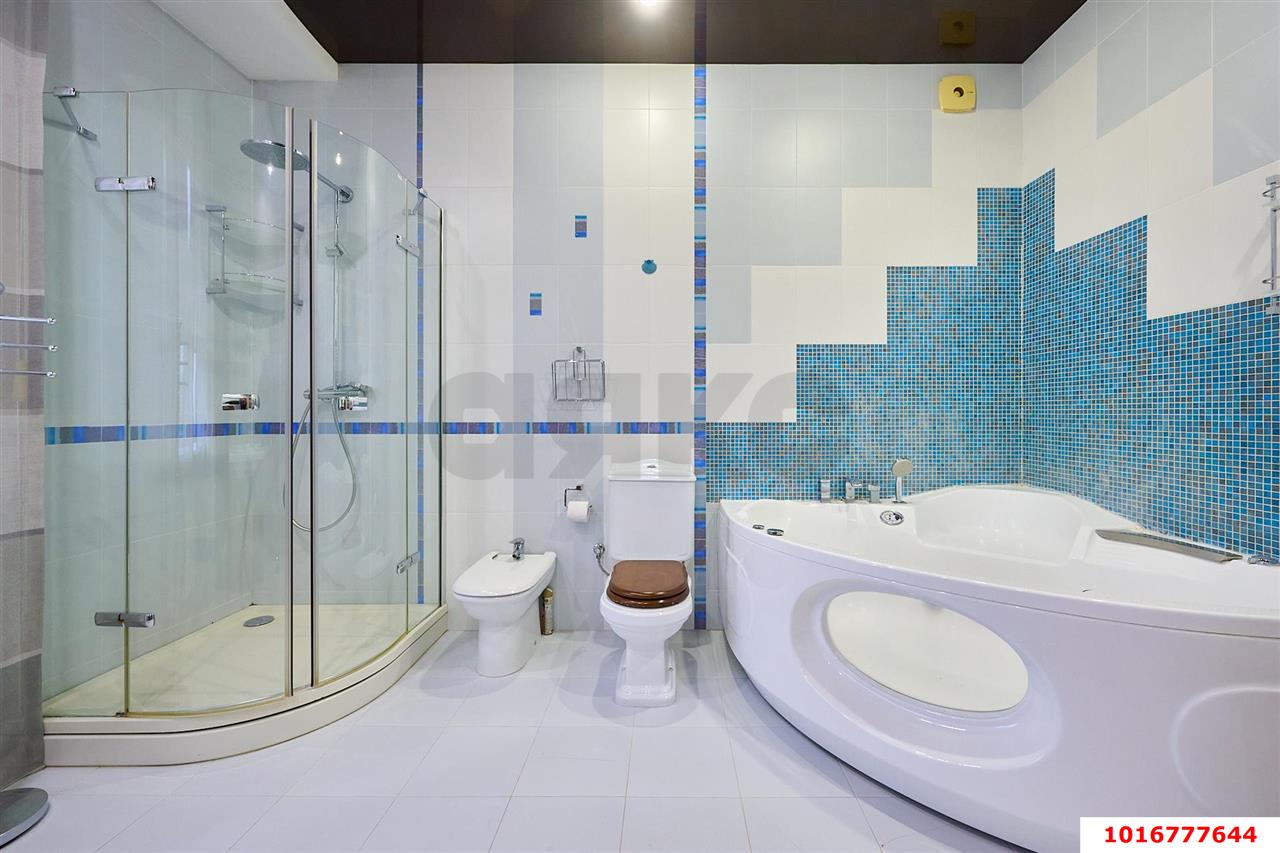 Фото №28: Дом 373 м² + 7.5 сот. - Краснодар, Прикубанский внутригородской округ, мкр. Фестивальный, ул. Геленджикская, 12