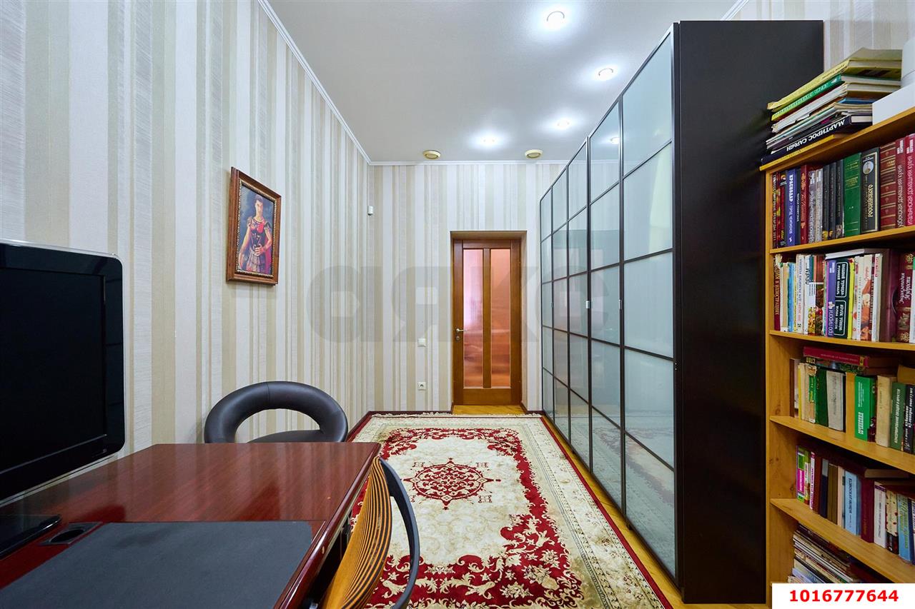 Фото №19: Дом 373 м² + 7.5 сот. - Краснодар, Прикубанский внутригородской округ, мкр. Фестивальный, ул. Геленджикская, 12