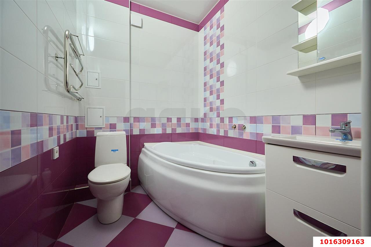 Фото №9: 1-комнатная квартира 38 м² - Новая Адыгея, мкр. жилой комплекс Золотая линия 2, ул. Бжегокайская, 25к1