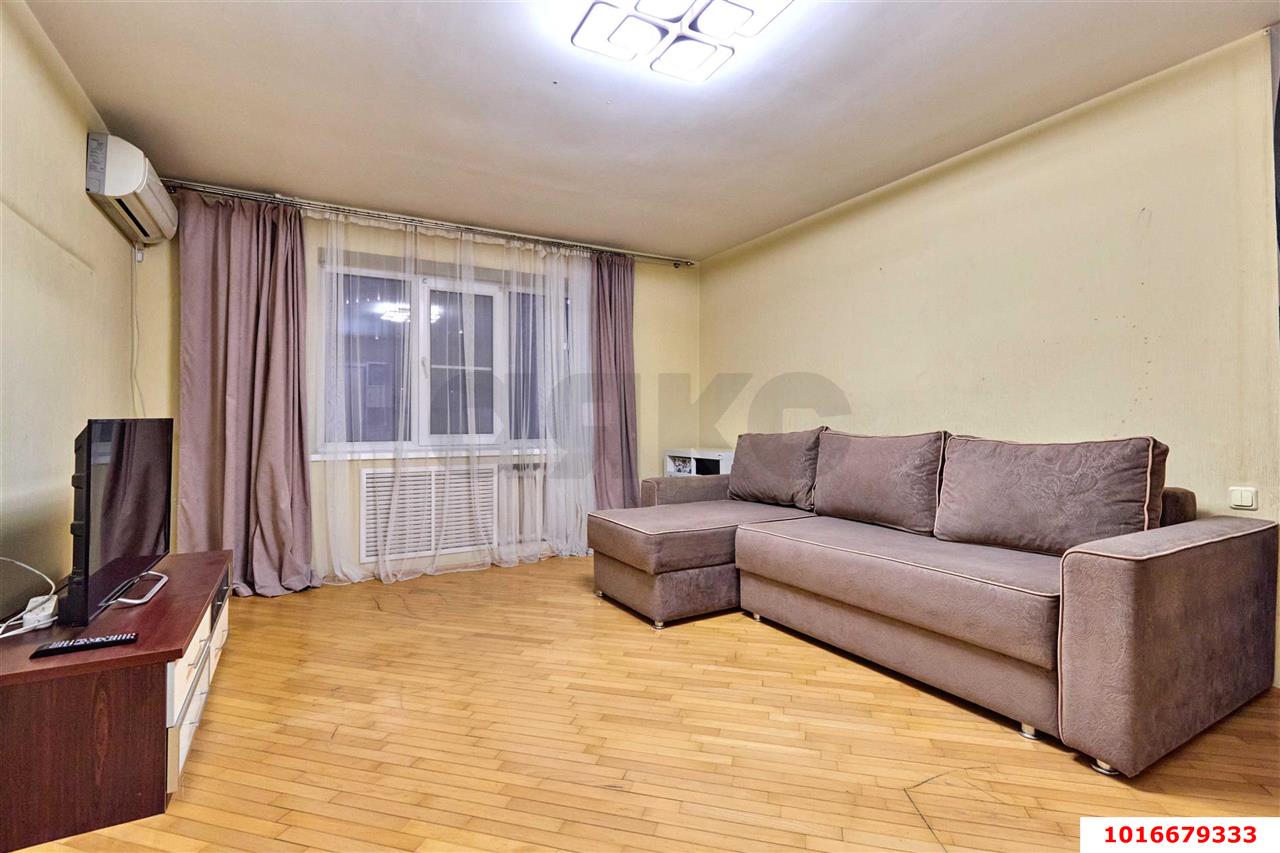 Фото №1: 2-комнатная квартира 59 м² - Краснодар, Прикубанский внутригородской округ, мкр. Круглик, ул. Школьная, 13/2