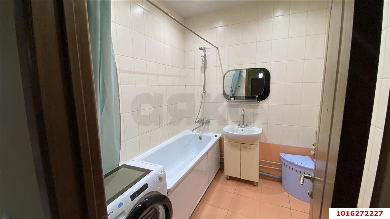 Фото №13: 2-комнатная квартира 64 м² - Краснодар, Прикубанский внутригородской округ, мкр. Краевая Клиническая Больница, ул. Восточно-Кругликовская, 74