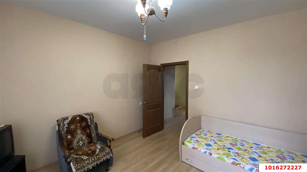 Фото №6: 2-комнатная квартира 64 м² - Краснодар, Прикубанский внутригородской округ, мкр. Краевая Клиническая Больница, ул. Восточно-Кругликовская, 74