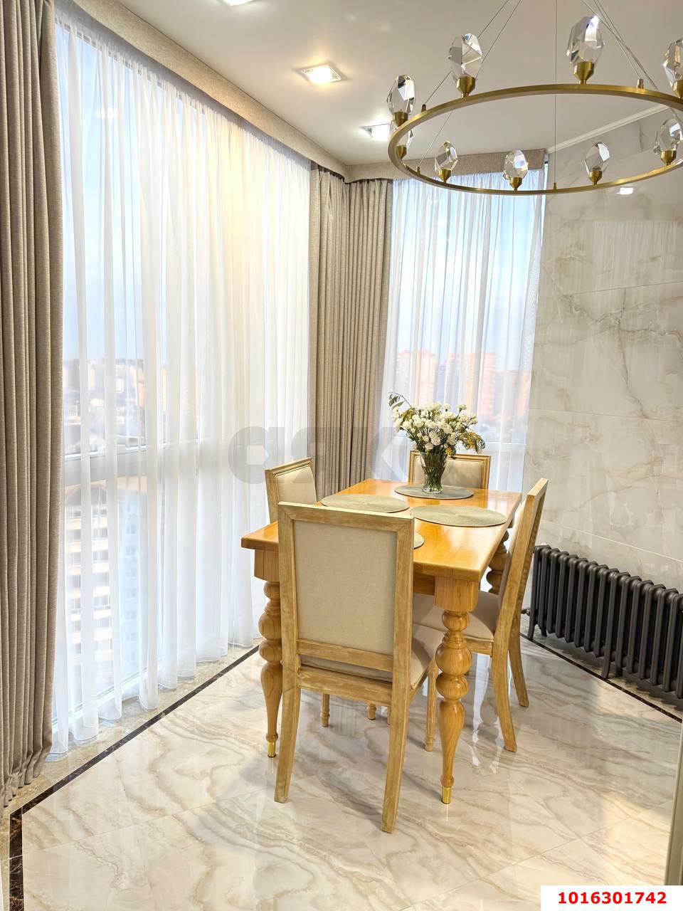 Фото №3: 3-комнатная квартира 79 м² - Краснодар, ЖК Седьмой Континент, Прикубанский внутригородской округ, Фестивальный, Отделение № 1 совхоза Солнечный, мкр. жилой комплекс Седьмой Континент, ул. Совхозная, 1к3