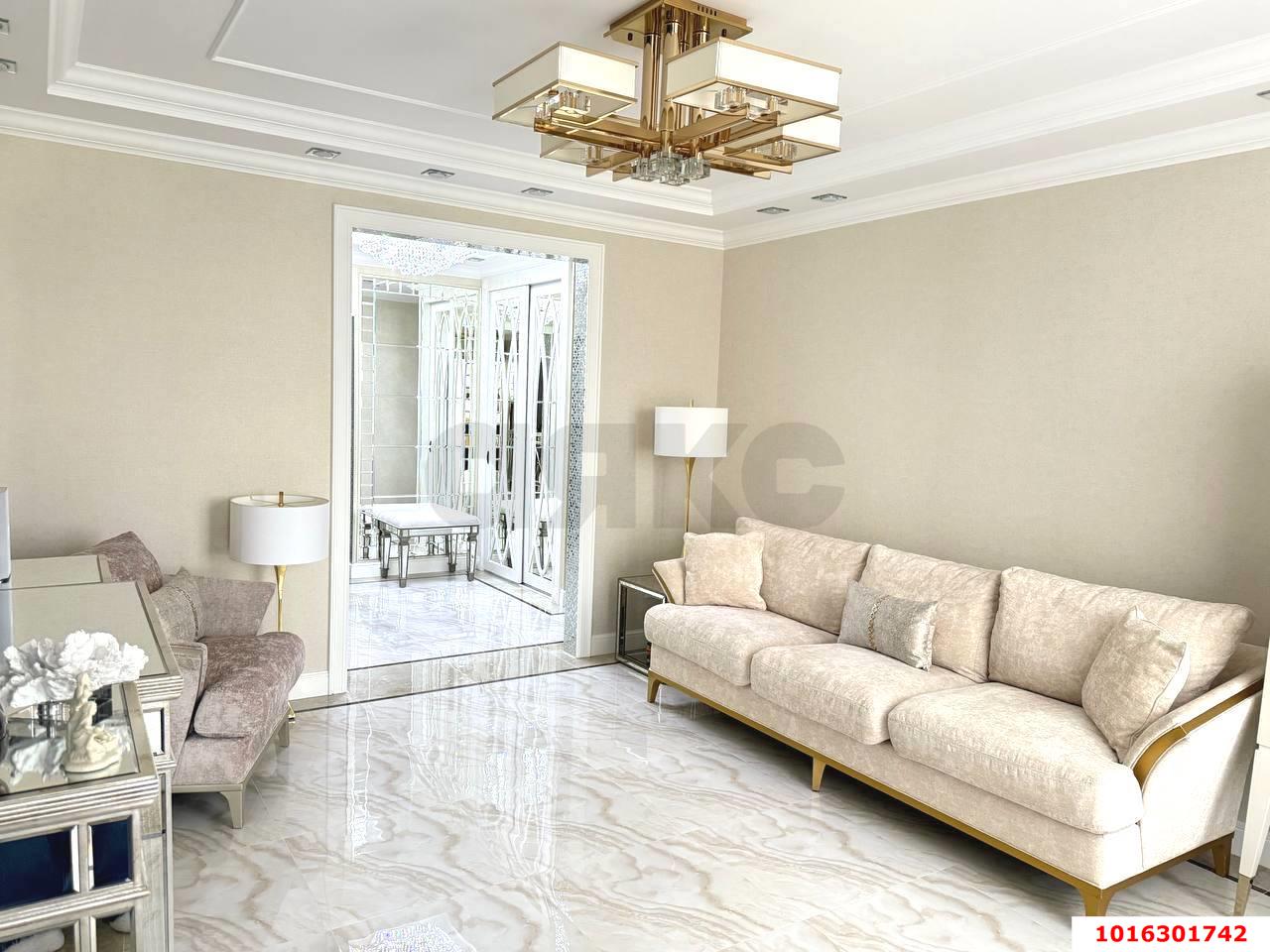 Фото №1: 3-комнатная квартира 79 м² - Краснодар, ЖК Седьмой Континент, Прикубанский внутригородской округ, Фестивальный, Отделение № 1 совхоза Солнечный, мкр. жилой комплекс Седьмой Континент, ул. Совхозная, 1к3