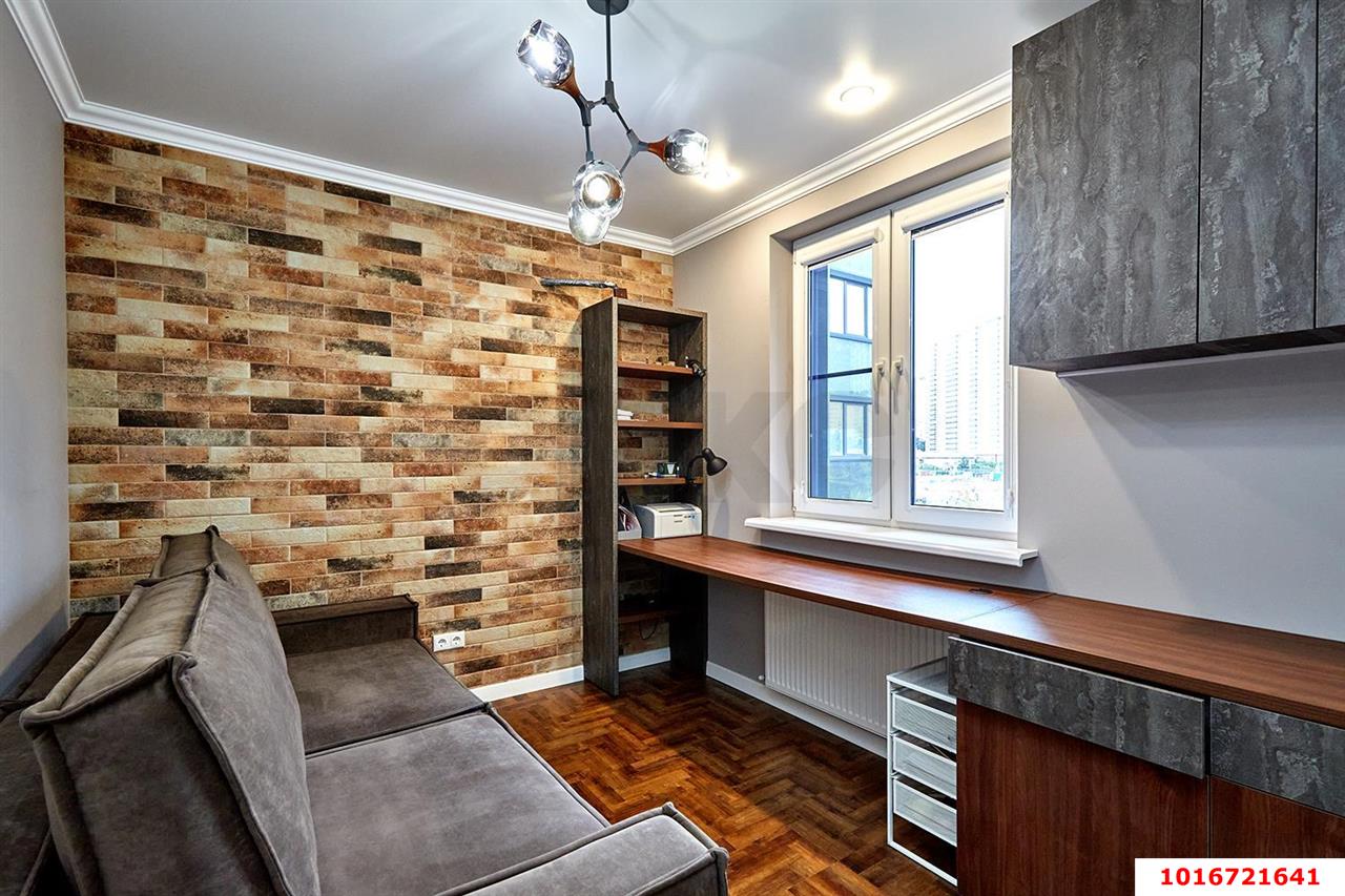 Фото №6: 2-комнатная квартира 65 м² - Краснодар, Прикубанский внутригородской округ, Краевая Клиническая Больница, мкр. жилой комплекс Олимп, ул. Домбайская, 10/2