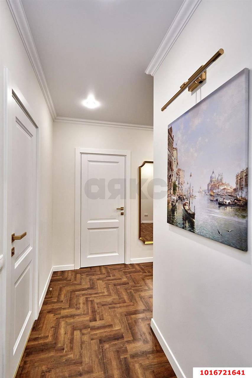 Фото №13: 2-комнатная квартира 65 м² - Краснодар, Прикубанский внутригородской округ, Краевая Клиническая Больница, мкр. жилой комплекс Олимп, ул. Домбайская, 10/2