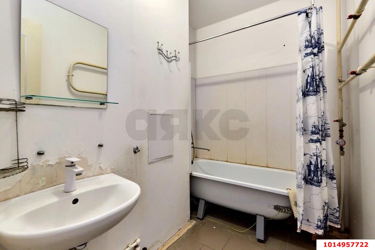 Фото №8: 2-комнатная квартира 68 м² - Краснодар, Прикубанский внутригородской округ, мкр. Молодёжный