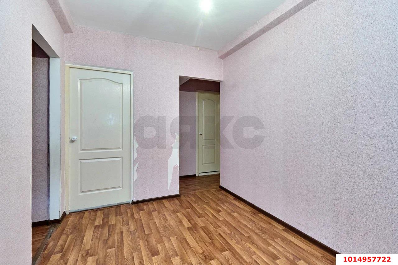 Фото №3: 2-комнатная квартира 68 м² - Краснодар, Прикубанский внутригородской округ, мкр. Молодёжный