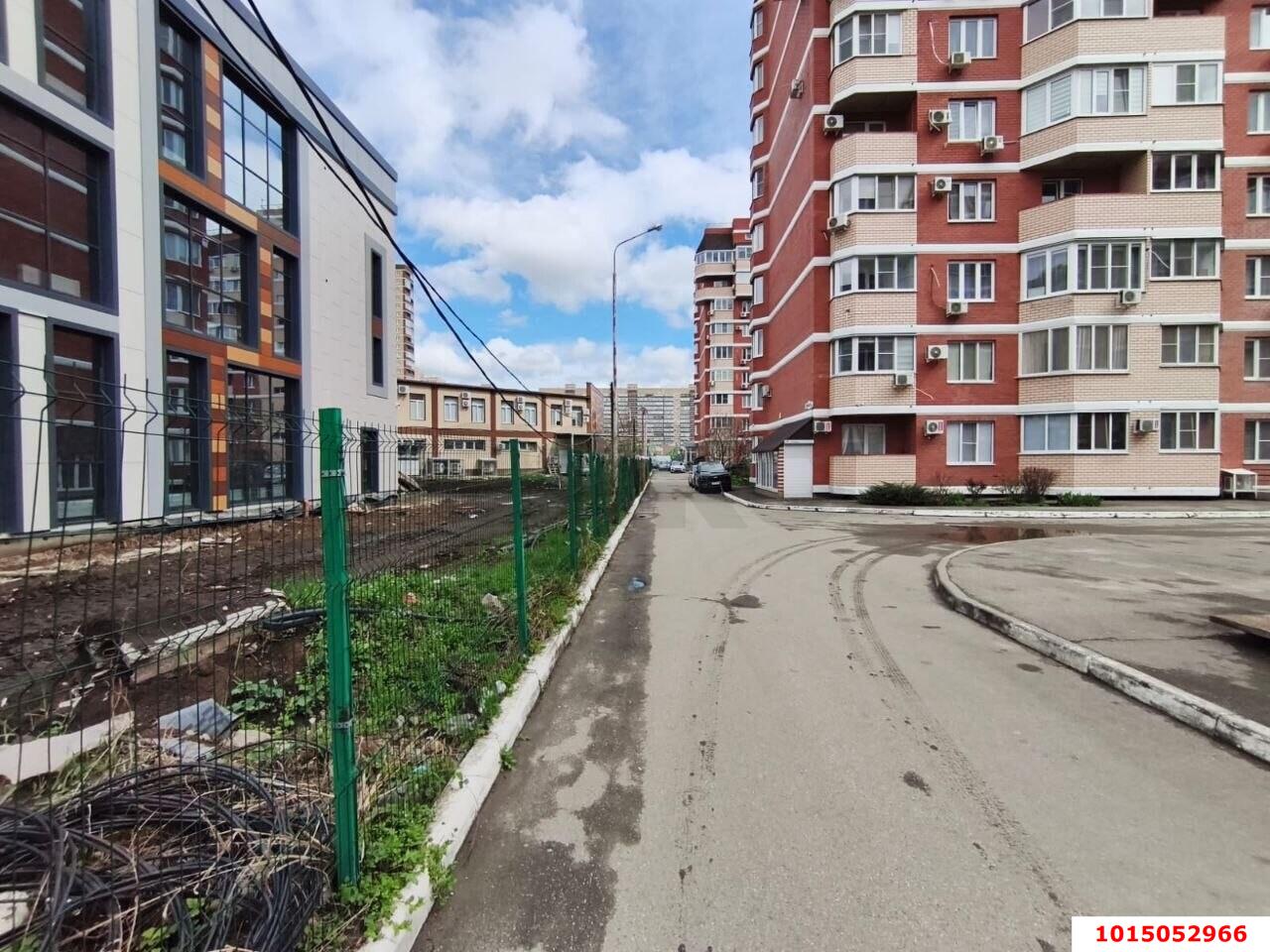 Фото №2: Коммерция 81 м² - Краснодар, Прикубанский внутригородской округ, Завод Радиоизмерительных Приборов, имени Петра Метальникова, мкр. жилой комплекс Любимый Дом, ул. Московская, 133к2