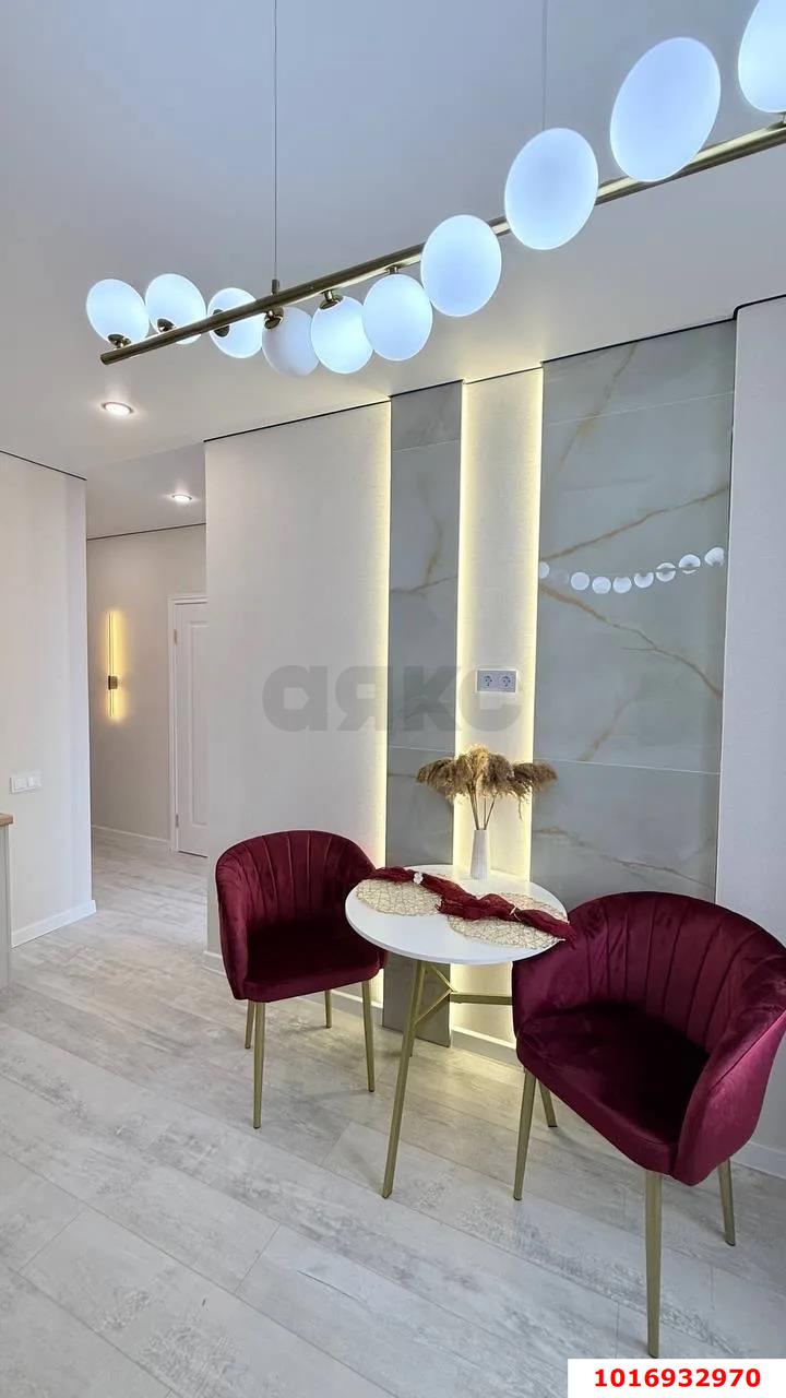 Фото №2: 1-комнатная квартира 35 м² - Краснодар, Прикубанский внутригородской округ, мкр. Россинского, б-р Адмиралтейский, 1