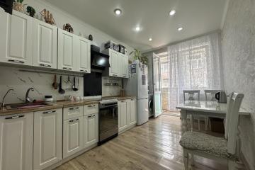 Фото №1: 2-комнатная квартира 57 м² - Краснодар, мкр. имени Петра Метальникова, ул. Евгении Жигуленко, 30к4