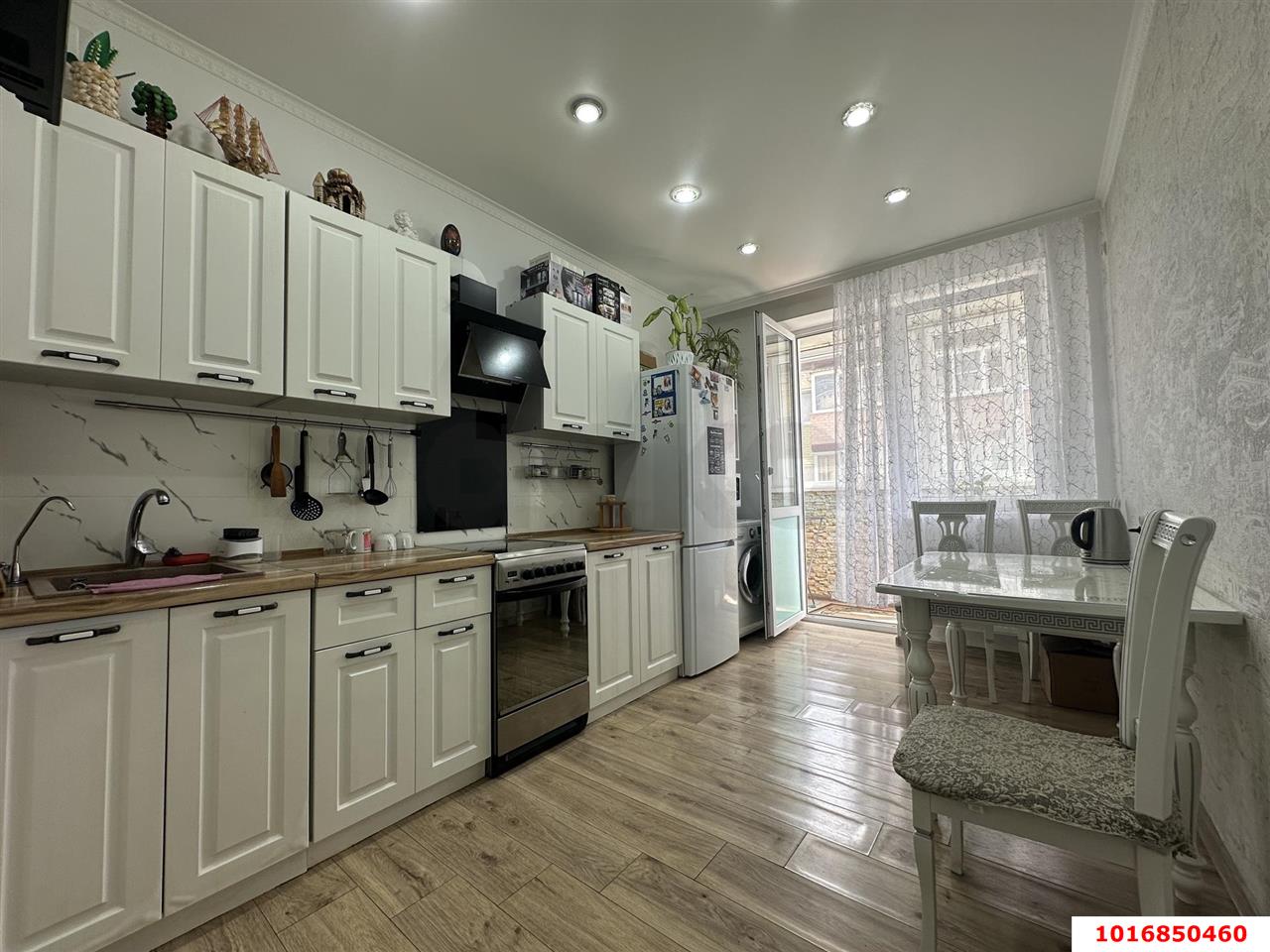 Фото №1: 2-комнатная квартира 57 м² - Краснодар, Прикубанский внутригородской округ, Калинино, мкр. имени Петра Метальникова, ул. Евгении Жигуленко, 30к4