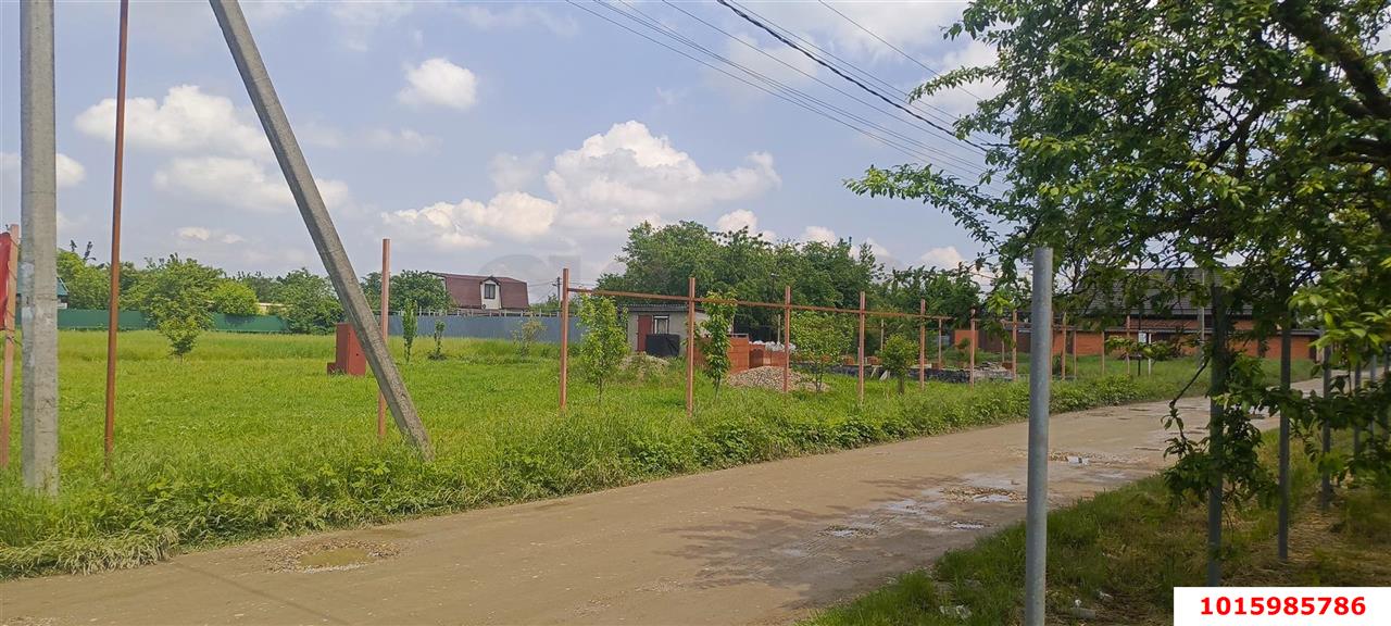 Фото №1: Личное подсобное хозяйство 8.4 сот. - Октябрьский, Прикубанский внутригородской округ, ст Краснодарсельмаш, ул. Весенняя