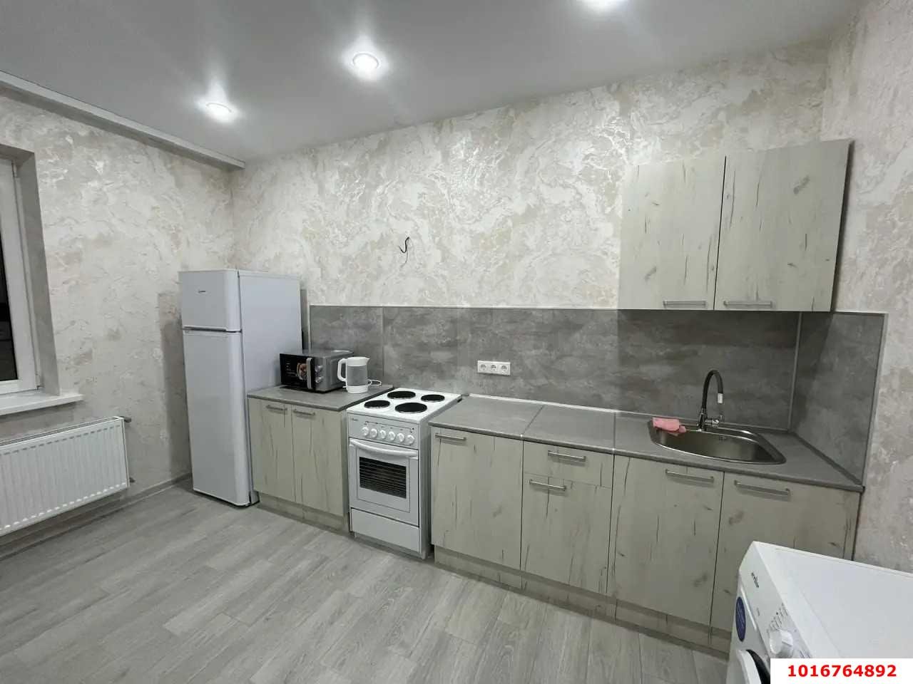 Фото №3: 1-комнатная квартира 36 м² - Краснодар, Прикубанский внутригородской округ, имени Петра Метальникова, Завод Радиоизмерительных Приборов, мкр. жилой комплекс Лучший, ул. Петра Метальникова, 36