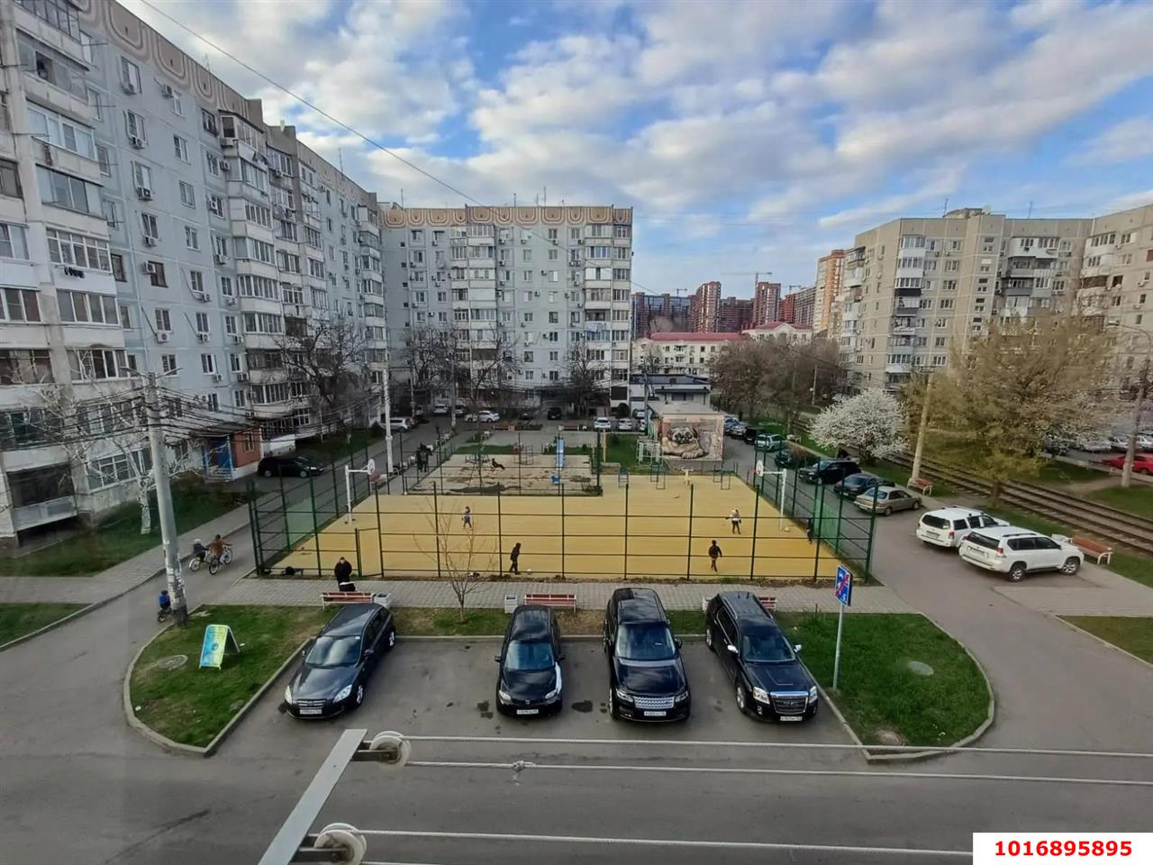 Фото №17: 5+-комнатная квартира <span class="whitespace-nowrap">90 м²</span>, <span class="whitespace-nowrap">3/3 эт.</span> - Краснодар, Центральный внутригородской округ, мкр. Дубинка, ул. Кавказская, 140