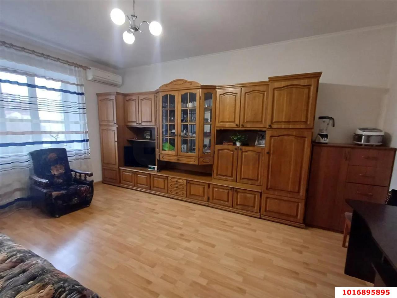 Фото №4: 5+-комнатная квартира <span class="whitespace-nowrap">90 м²</span>, <span class="whitespace-nowrap">3/3 эт.</span> - Краснодар, Центральный внутригородской округ, мкр. Дубинка, ул. Кавказская, 140