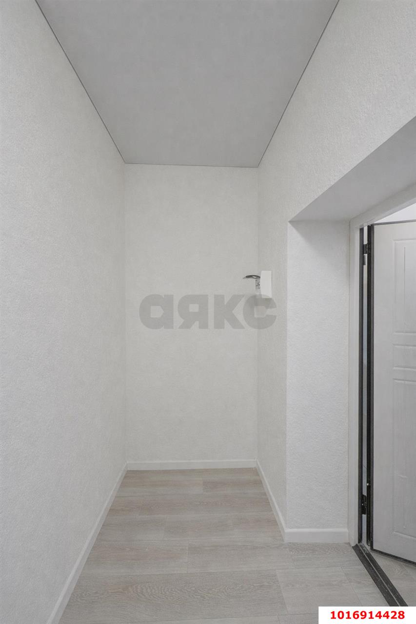 Фото №1: 1-комнатная квартира 38 м² - Южный, мкр. Кубанский, ул. Екатерининская, 6/1