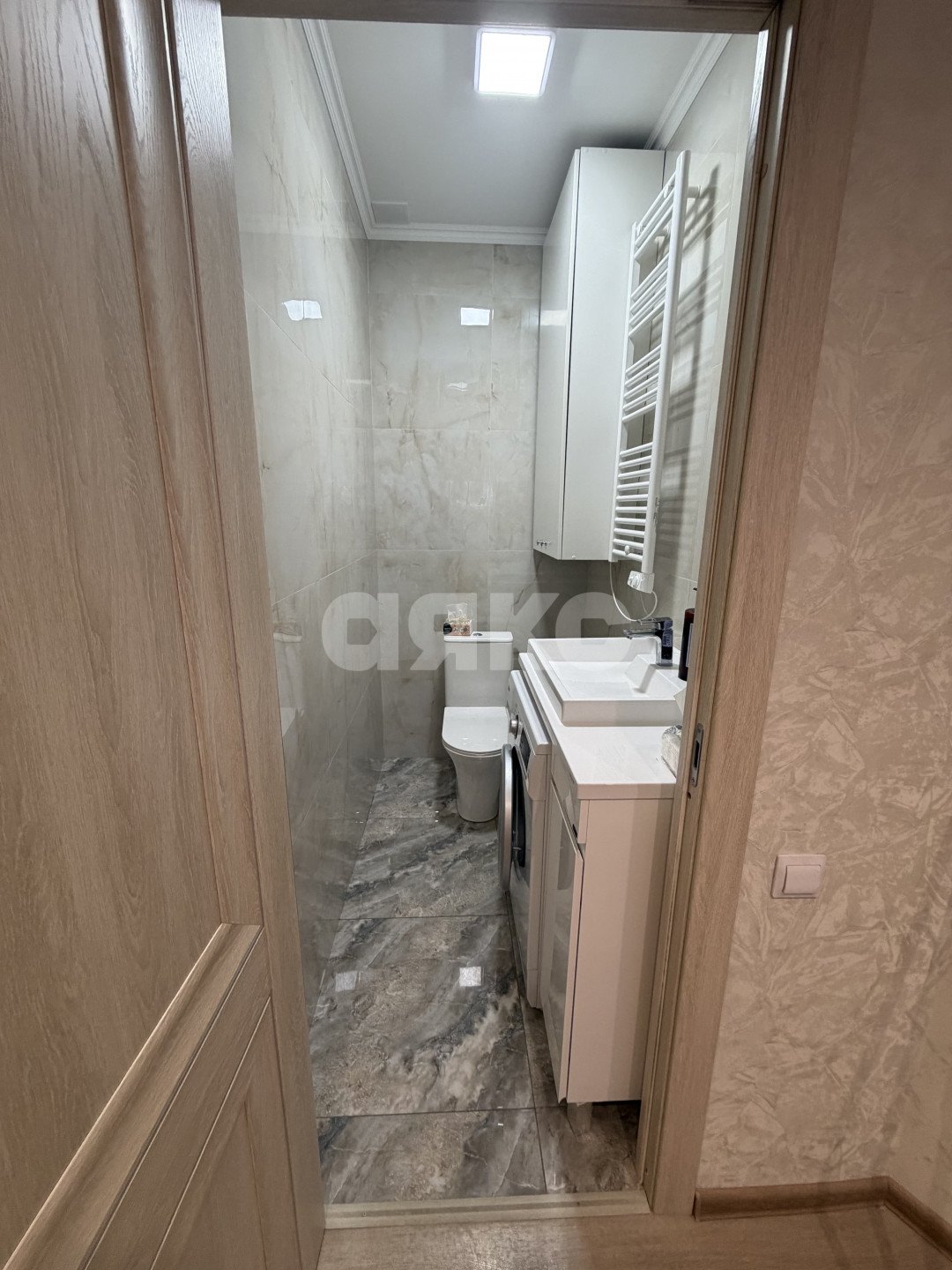 Фото №9: Коммерция 61 м² - Майкоп, мкр. Центр, ул. Советская