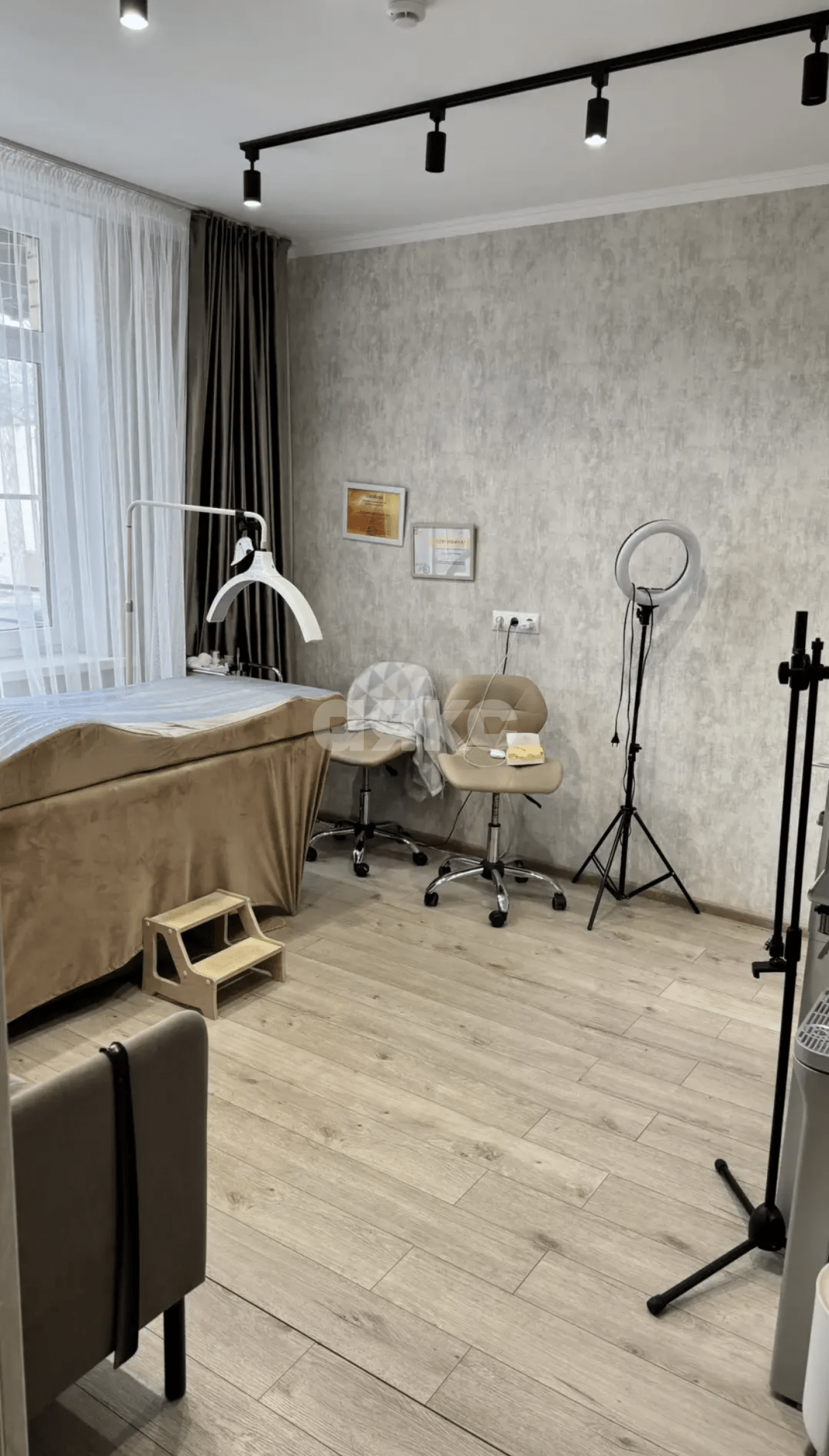 Фото №5: Коммерция 61 м² - Майкоп, мкр. Центр, ул. Советская